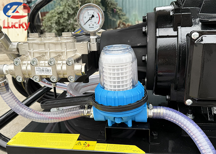 may-rua-xe-cao-ap-lucky-7250psi-8