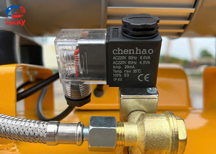 may-nen-khi-khong-dau-1hp-50l-1-dau-nen-lucky-5